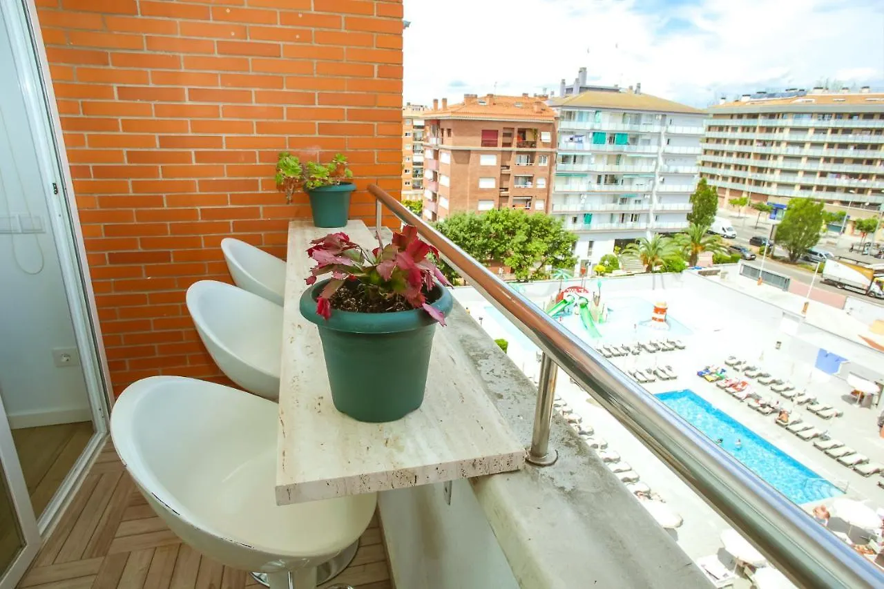滨海略雷特Al39 - Atico Con Barbacoa Playa Fenals公寓 公寓